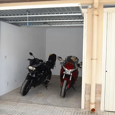 招待所 蝴蝶屋酒店 2*